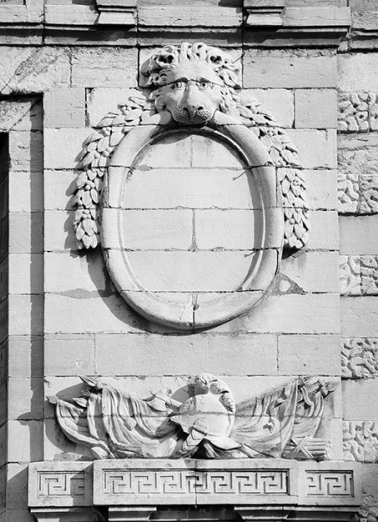 porte de ville © Région Bourgogne-Franche-Comté, Inventaire du patrimoine  porte de ville © Région Bourgogne-Franche-Comté, Inventaire du patrimoine