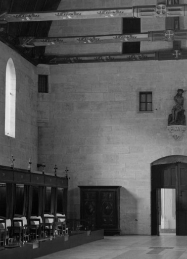 Grande salle des pauvres, mur antérieur avec échauguette d'angle. © Région Bourgogne-Franche-Comté, Inventaire du patrimoine