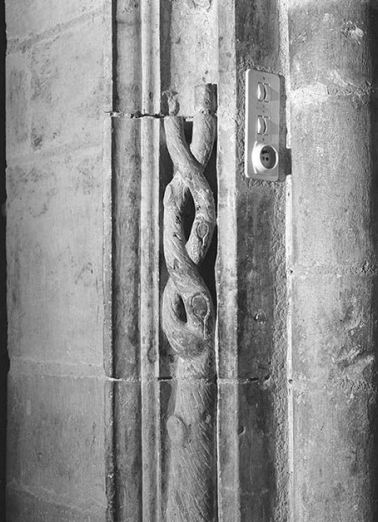 Choeur, arcade droite, détail du décor. © Région Bourgogne-Franche-Comté, Inventaire du patrimoine