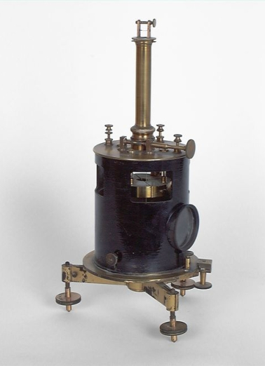  instrument de mesure des charges électrostatiques © Région Bourgogne-Franche-Comté, Inventaire du patrimoine