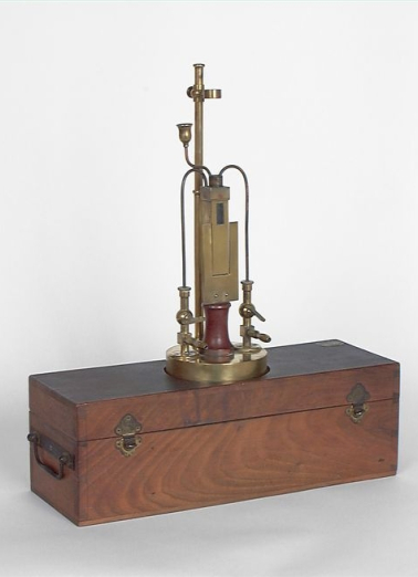  hygromètre boîte © Région Bourgogne-Franche-Comté, Inventaire du patrimoine