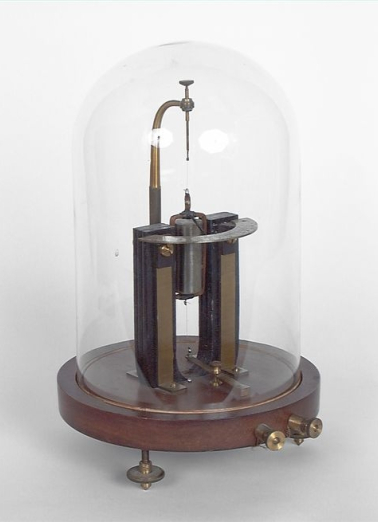  instrument de mesure électromagnétique © Région Bourgogne-Franche-Comté, Inventaire du patrimoine