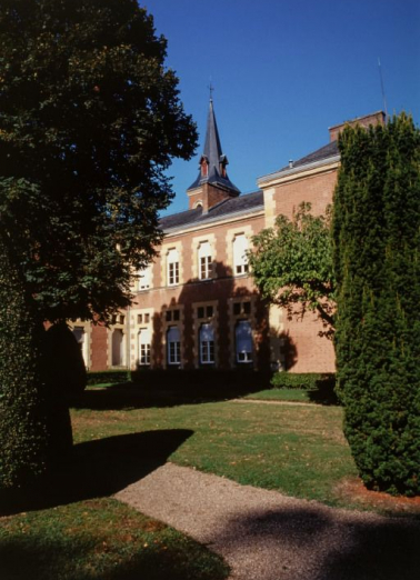 Aile gauche, façade postérieure. © Région Bourgogne-Franche-Comté, Inventaire du patrimoine Aile gauche, façade postérieure. © Région Bourgogne-Franche-Comté, Inventaire du patrimoine