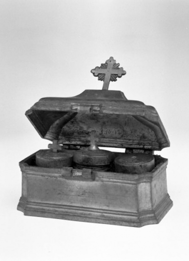 Coffret ouvert © Région Bourgogne-Franche-Comté, Inventaire du patrimoine