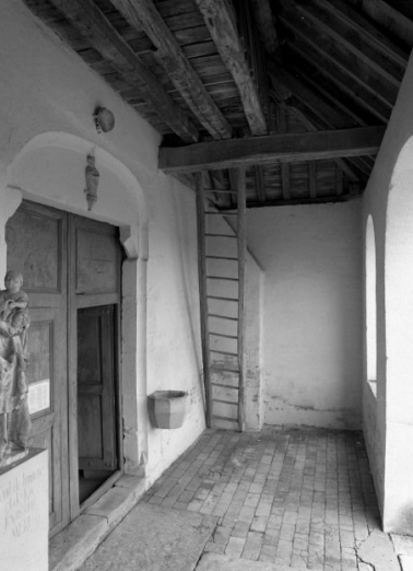 Porche. © Région Bourgogne-Franche-Comté, Inventaire du patrimoine