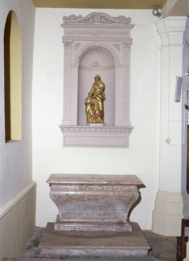 Autel du bas-côté gauche. © Région Bourgogne-Franche-Comté, Inventaire du patrimoine