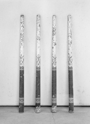 Cierges de procession en tôle peinte. © Région Bourgogne-Franche-Comté, Inventaire du patrimoine