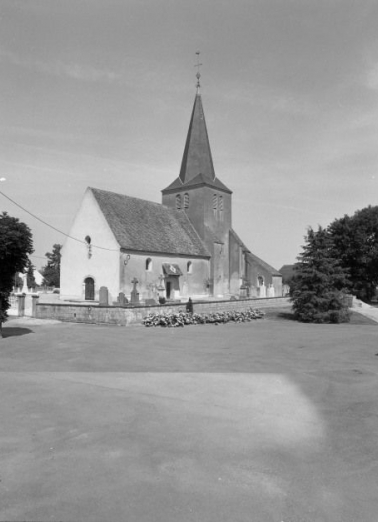 Vue d'ensemble : façade et élévation droite. © Région Bourgogne-Franche-Comté, Inventaire du patrimoine