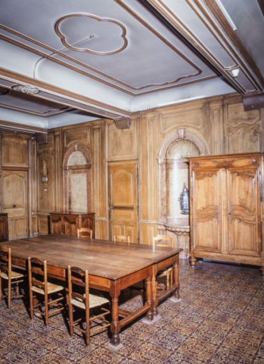 Grand corps de bâtiment : réfectoire des soeurs. © Région Bourgogne-Franche-Comté, Inventaire du patrimoine