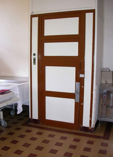 Détail du monte-plats. © Région Bourgogne-Franche-Comté, Inventaire du patrimoine