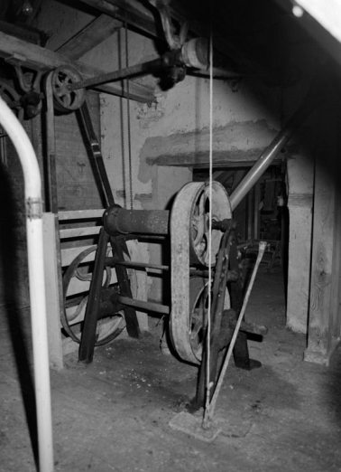 Comble à surcroît. Monte-sacs. © Région Bourgogne-Franche-Comté, Inventaire du patrimoine