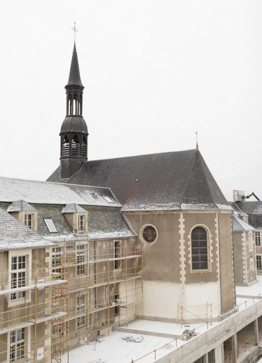 Vue sur la chapelle, vers le Nord, pendant le chantier. © Région Bourgogne-Franche-Comté, Inventaire du patrimoine