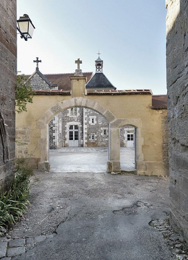 Vue d'ensemble depuis la rue du Couvent. © Région Bourgogne-Franche-Comté, Inventaire du patrimoine
