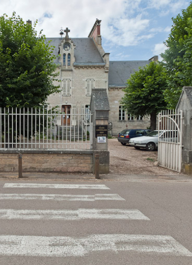 Vue du pensionnat depuis la route. © Région Bourgogne-Franche-Comté, Inventaire du patrimoine