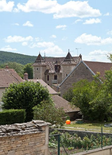 Vue de la villa du Castel. © Région Bourgogne-Franche-Comté, Inventaire du patrimoine