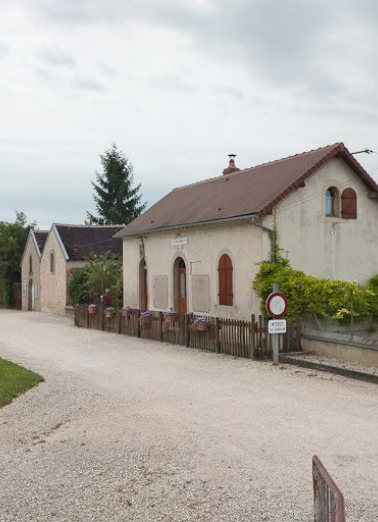 Vue de la maison éclusière. © Région Bourgogne-Franche-Comté, Inventaire du patrimoine