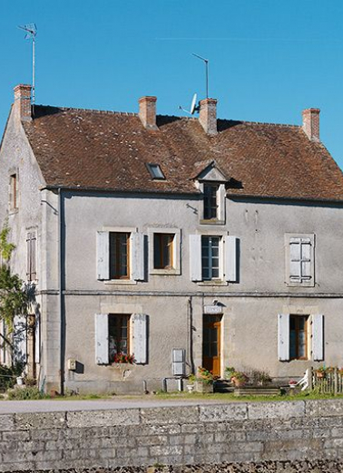 La maison éclusière de face. © Région Bourgogne-Franche-Comté, Inventaire du patrimoine