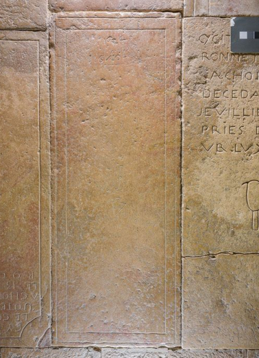 Dalle funéraire, 1624 : vue d'ensemble. © Région Bourgogne-Franche-Comté, Inventaire du patrimoine