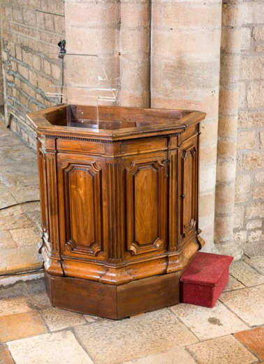 Partie transformée en chaire fixe. © Région Bourgogne-Franche-Comté, Inventaire du patrimoine