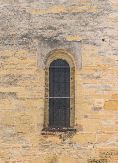 Façade : baie au dessus de la porte. © Région Bourgogne-Franche-Comté, Inventaire du patrimoine