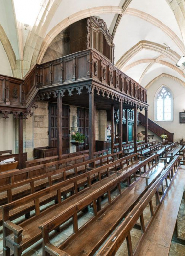 Vue de trois quarts de la tribune d'orgue. © Région Bourgogne-Franche-Comté, Inventaire du patrimoine