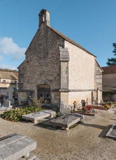 Vue d'ensemble de trois-quarts. © Région Bourgogne-Franche-Comté, Inventaire du patrimoine Vue d'ensemble de trois-quarts. © Région Bourgogne-Franche-Comté, Inventaire du patrimoine
