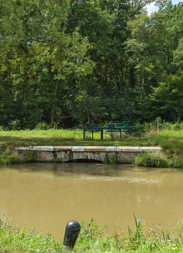 Vue de la prise d'eau. © Région Bourgogne-Franche-Comté, Inventaire du patrimoine