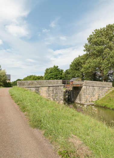 Vue d'ensemble du pont. © Région Bourgogne-Franche-Comté, Inventaire du patrimoine