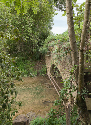 Vue de l'aqueduc. © Région Bourgogne-Franche-Comté, Inventaire du patrimoine