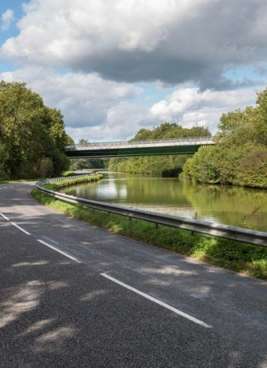 Vue d'ensemble du pont. © Région Bourgogne-Franche-Comté, Inventaire du patrimoine