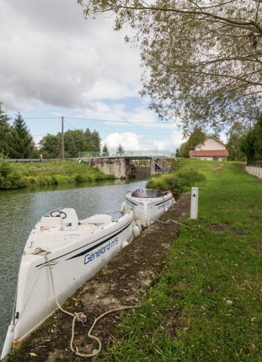Vue d'ensemble du pont. © Région Bourgogne-Franche-Comté, Inventaire du patrimoine
