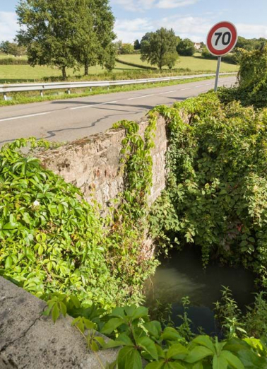 Vue de l'aqueduc. © Région Bourgogne-Franche-Comté, Inventaire du patrimoine