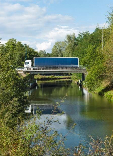 Vue d'ensemble du pont. © Région Bourgogne-Franche-Comté, Inventaire du patrimoine