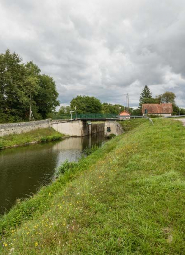 Vue d'ensemble du pont. © Région Bourgogne-Franche-Comté, Inventaire du patrimoine