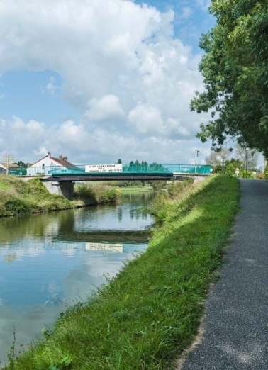Vue d'ensemble du pont. © Région Bourgogne-Franche-Comté, Inventaire du patrimoine