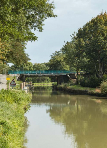 Vue d'ensemble du pont. © Région Bourgogne-Franche-Comté, Inventaire du patrimoine