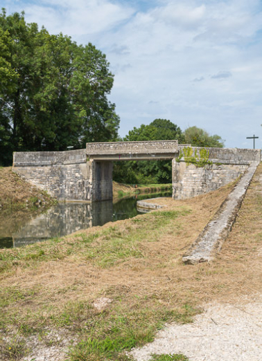 Vue du pont. © Région Bourgogne-Franche-Comté, Inventaire du patrimoine