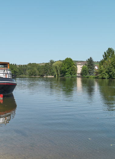 Le moulin et l'Yonne. © Région Bourgogne-Franche-Comté, Inventaire du patrimoine