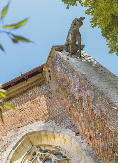 Gargouille sur le contrefort droit du chevet. © Région Bourgogne-Franche-Comté, Inventaire du patrimoine
