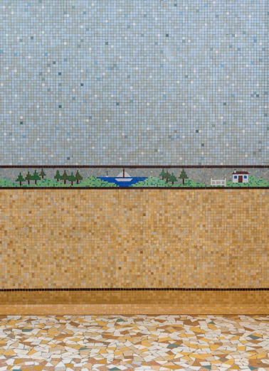 Salle d'inhalation des enfants, décor d'un mur. © Région Bourgogne-Franche-Comté, Inventaire du patrimoine