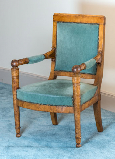 théâtre fauteuil © Région Bourgogne-Franche-Comté, Inventaire du patrimoine  théâtre fauteuil © Région Bourgogne-Franche-Comté, Inventaire du patrimoine