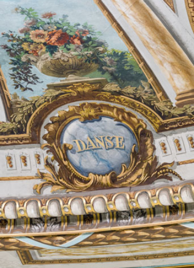 théâtre peinture monumentale © Région Bourgogne-Franche-Comté, Inventaire du patrimoine  théâtre peinture monumentale © Région Bourgogne-Franche-Comté, Inventaire du patrimoine