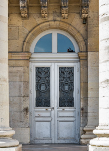 théâtre © Région Bourgogne-Franche-Comté, Inventaire du patrimoine  théâtre © Région Bourgogne-Franche-Comté, Inventaire du patrimoine