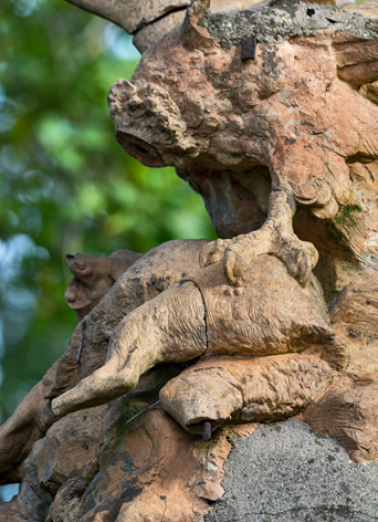  groupe sculpté © Région Bourgogne-Franche-Comté, Inventaire du patrimoine