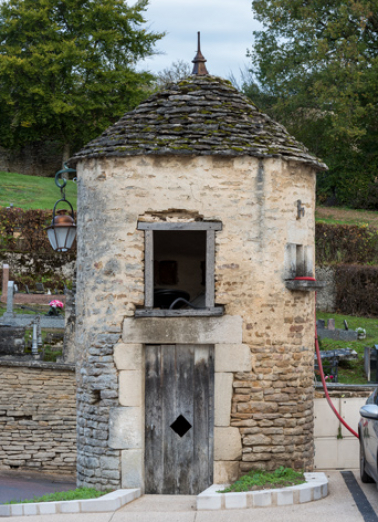 pigeonnier © Région Bourgogne-Franche-Comté, Inventaire du patrimoine  pigeonnier © Région Bourgogne-Franche-Comté, Inventaire du patrimoine