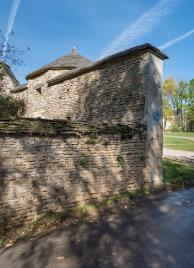  fortification d'agglomération © Région Bourgogne-Franche-Comté, Inventaire du patrimoine