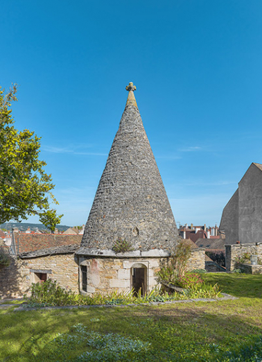 fortification d'agglomération tour © Région Bourgogne-Franche-Comté, Inventaire du patrimoine  fortification d'agglomération tour © Région Bourgogne-Franche-Comté, Inventaire du patrimoine
