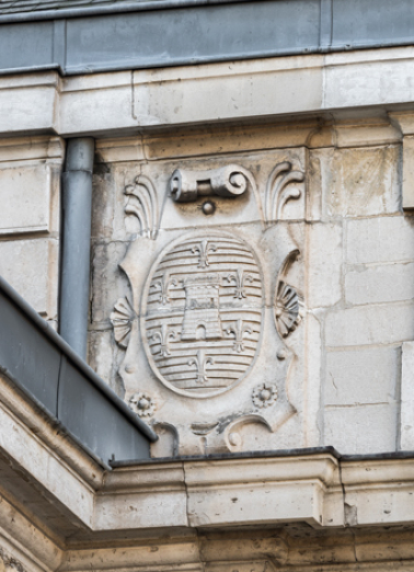 décor d'architecture relief © Région Bourgogne-Franche-Comté, Inventaire du patrimoine  décor d'architecture relief © Région Bourgogne-Franche-Comté, Inventaire du patrimoine