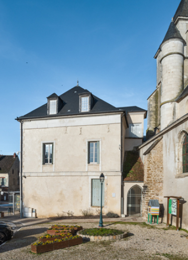 mairie théâtre © Région Bourgogne-Franche-Comté, Inventaire du patrimoine  mairie théâtre © Région Bourgogne-Franche-Comté, Inventaire du patrimoine