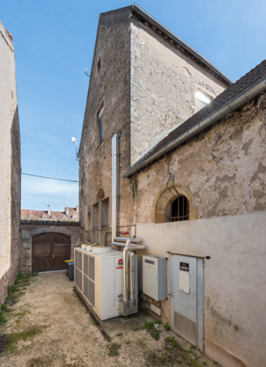 chapelle théâtre cinéma © Région Bourgogne-Franche-Comté, Inventaire du patrimoine  chapelle théâtre cinéma © Région Bourgogne-Franche-Comté, Inventaire du patrimoine